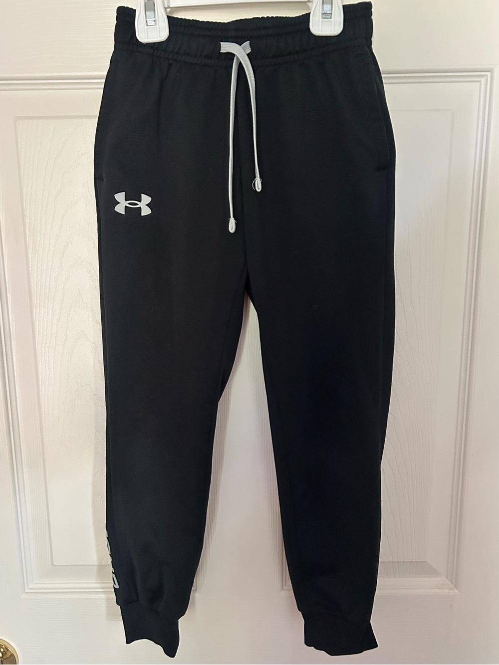 Boys, Under Armour, Black Athletic Joggers w/ Gray Drawstring, Size XS
